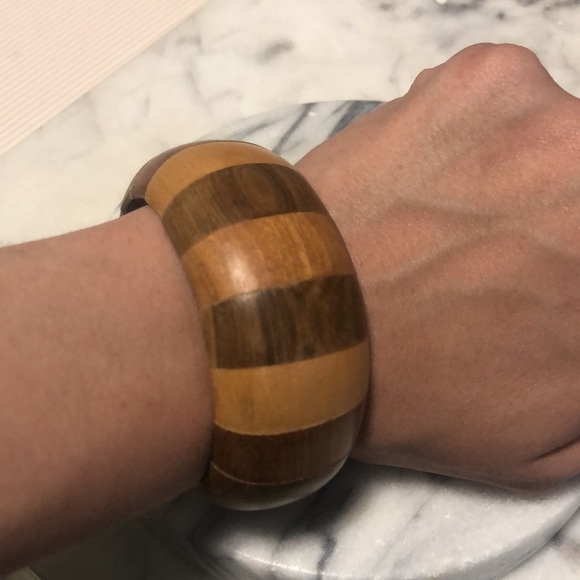 vtg Wooden Articulated Panel Assorted Multi Colour Cuff Bangle 7” - Picture 8 of 10